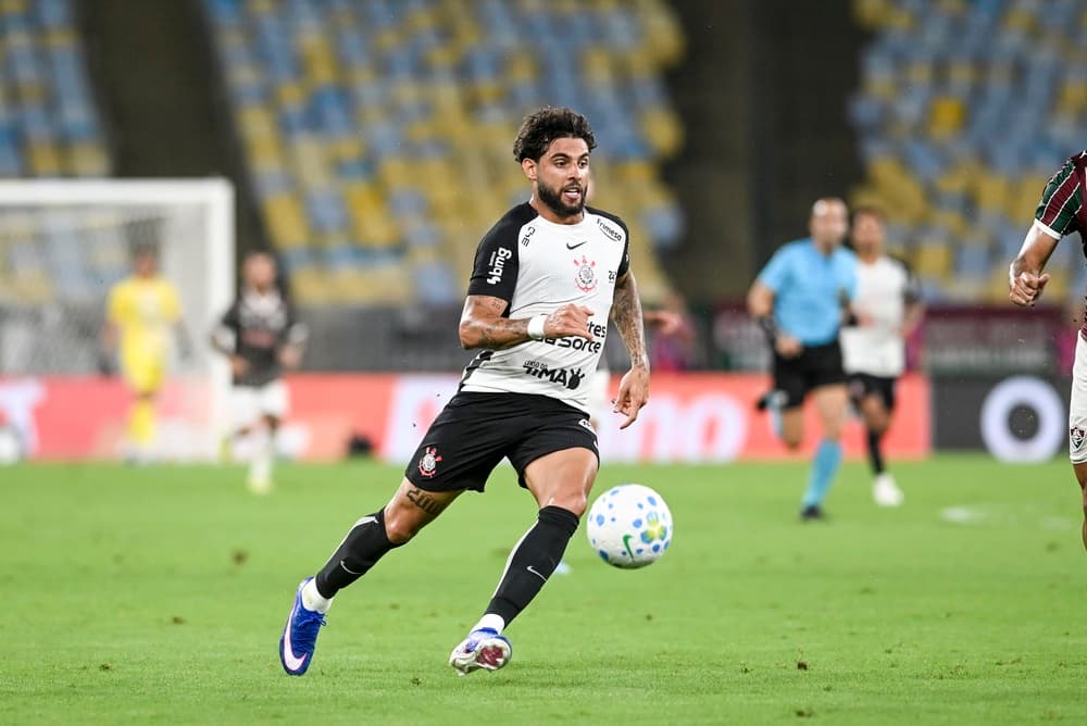 Yuri Alberto, do Corinthians, durante a partida entre Fluminense e Corinthians, válida pela 9ª rodada da Série A do Campeonato Brasileiro, no Estádio do Maracanã, em jogo noturno no Rio de Janeiro, Brasil.