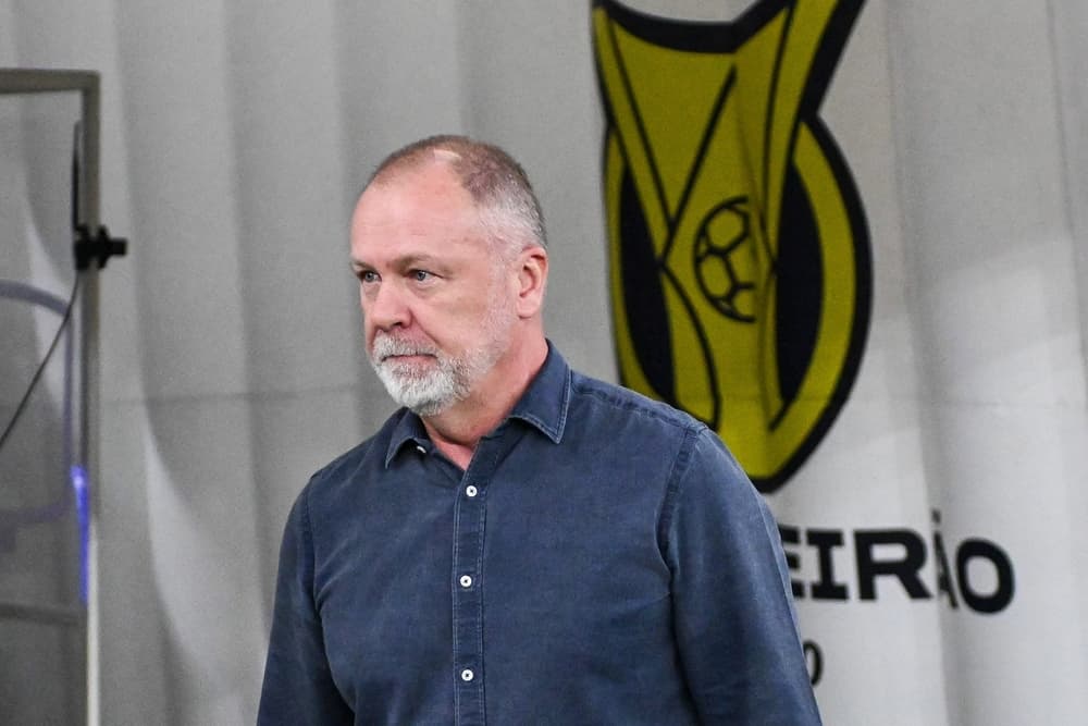 Mano Menezes no Corinthians: reconstrução e conquistas