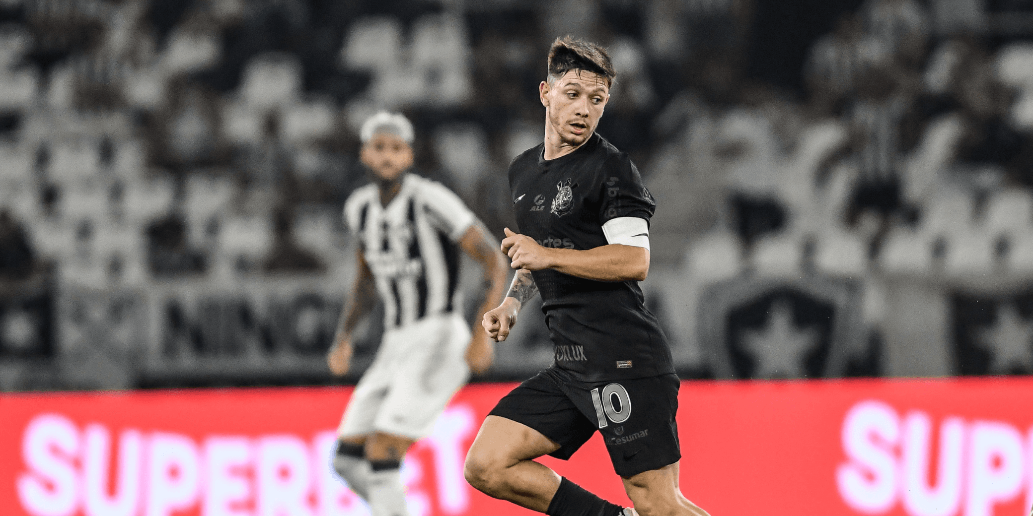 Rodrigo Garro jogador no jogo entre Botafogo x Corinthians pelo Campeonato Brasileiro, 26ª rodada no Estádio Nilton Santos.